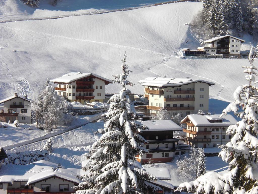 Hotel Sun Valley - Wildschoenau Auffach Exterior foto